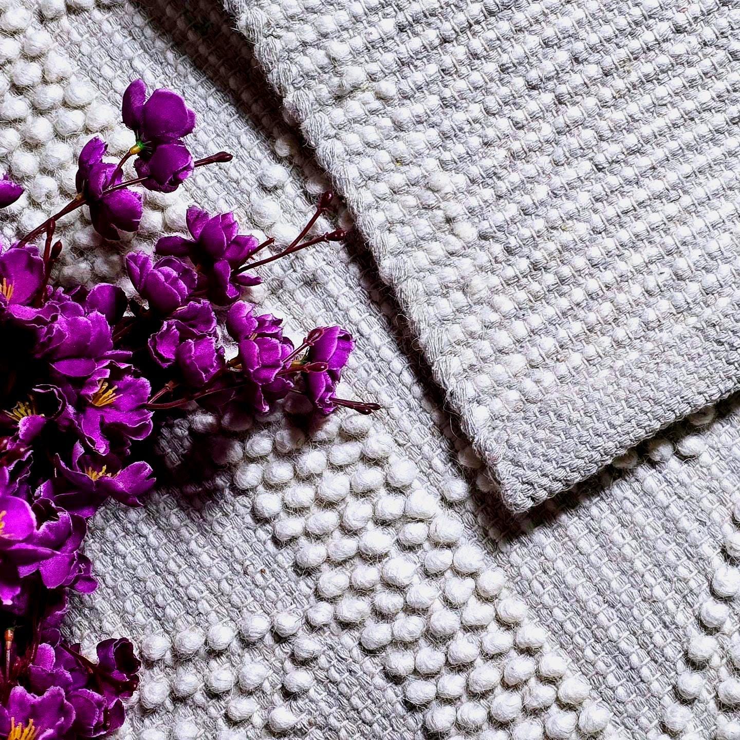 Handwoven Ivory Cotton Rug – Textured Diamond Pattern – Minimalist Luxury Home Decor