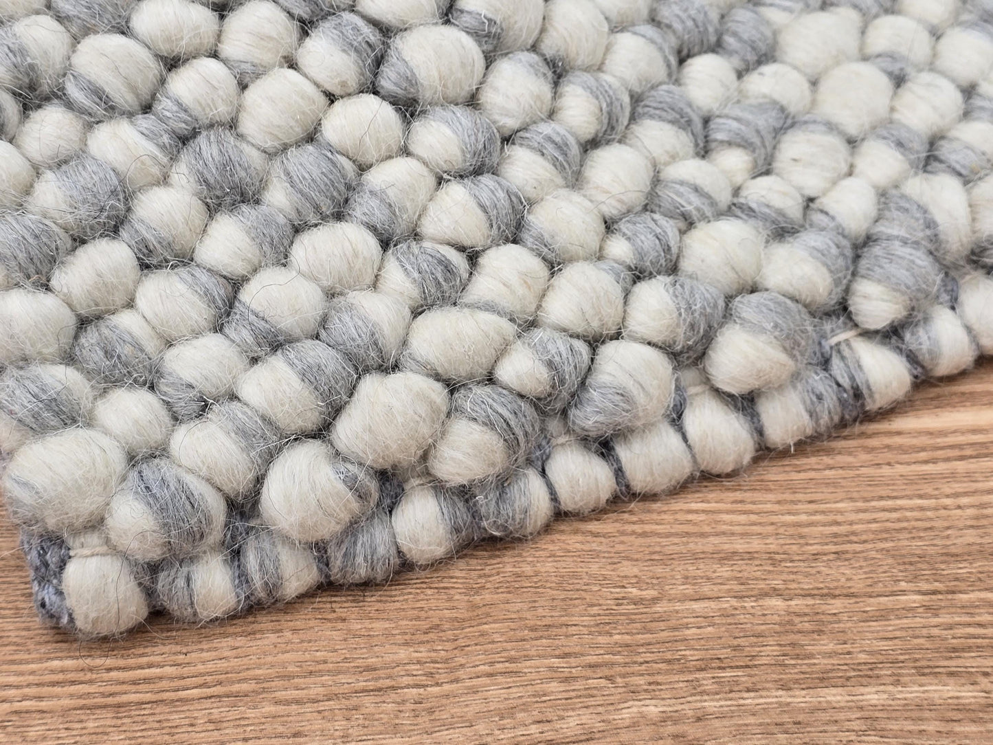 Custom Chunky Wool Gray Rug โ Handwoven Neutral Gray and Off-White Area Rug โ Modern Rustic Rug for Living Room, Bedroom, and Entryway