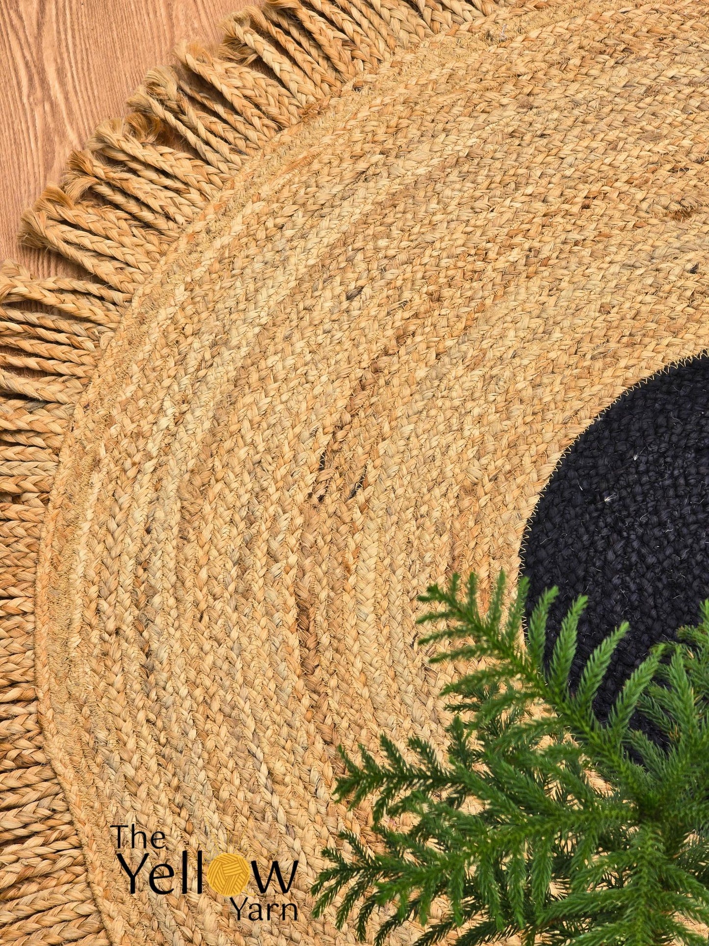 Round Jute Rug with Black Center – Fringe Boho Braided Mat | Natural Fiber Handmade Carpet | Entryway Living Room Decor