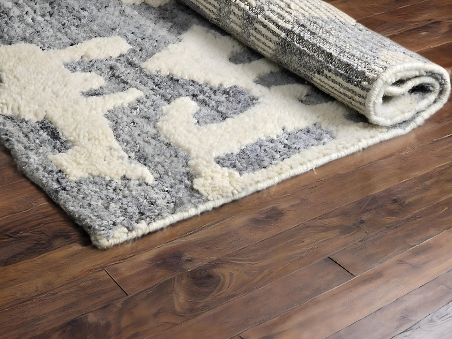 Custom Handmade Wool Rug - Abstract Gray & Cream Area Rug - 5x7 High-Pile Shag.