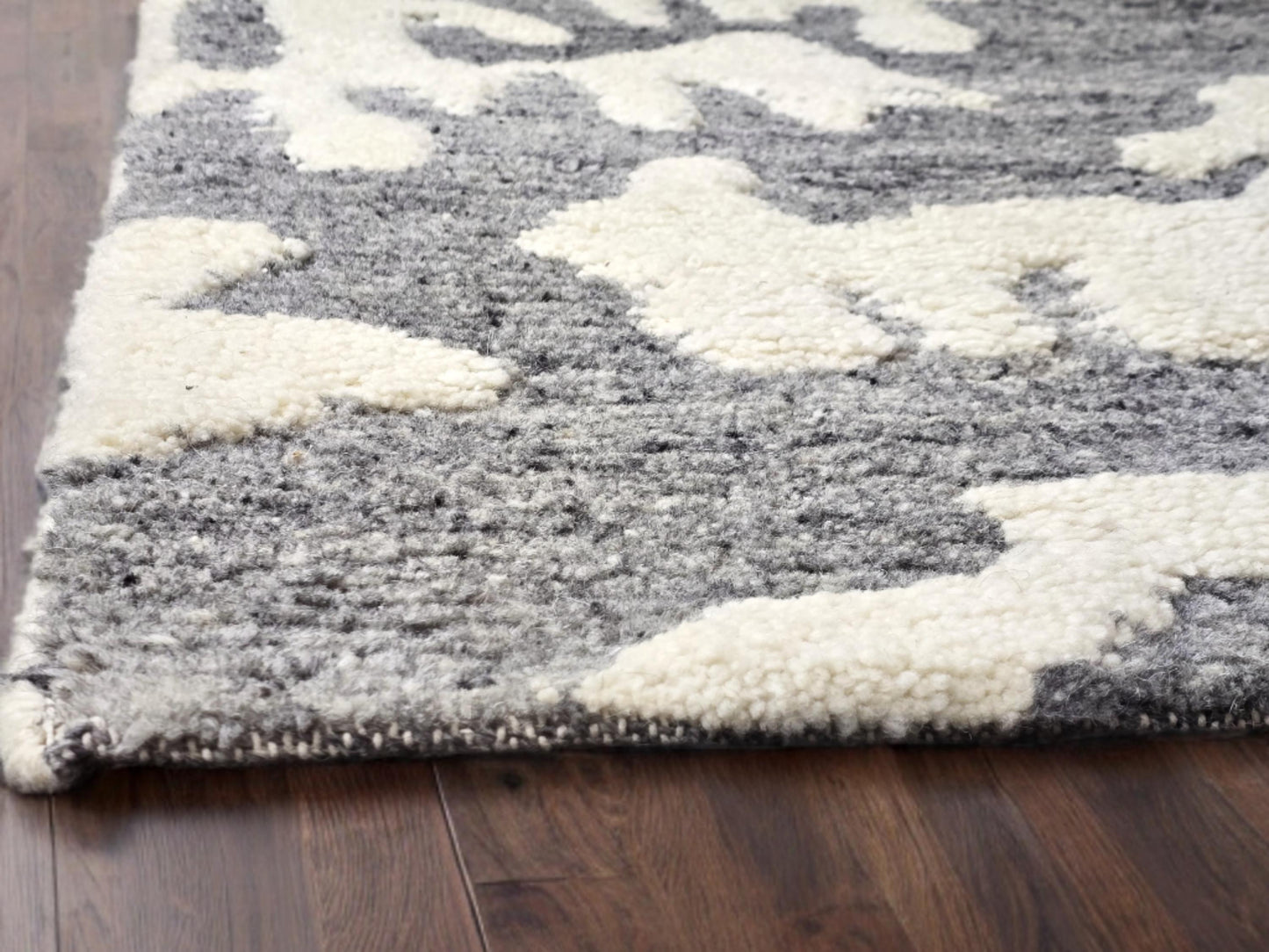 Custom Handmade Wool Rug - Abstract Gray & Cream Area Rug - 5x7 High-Pile Shag.