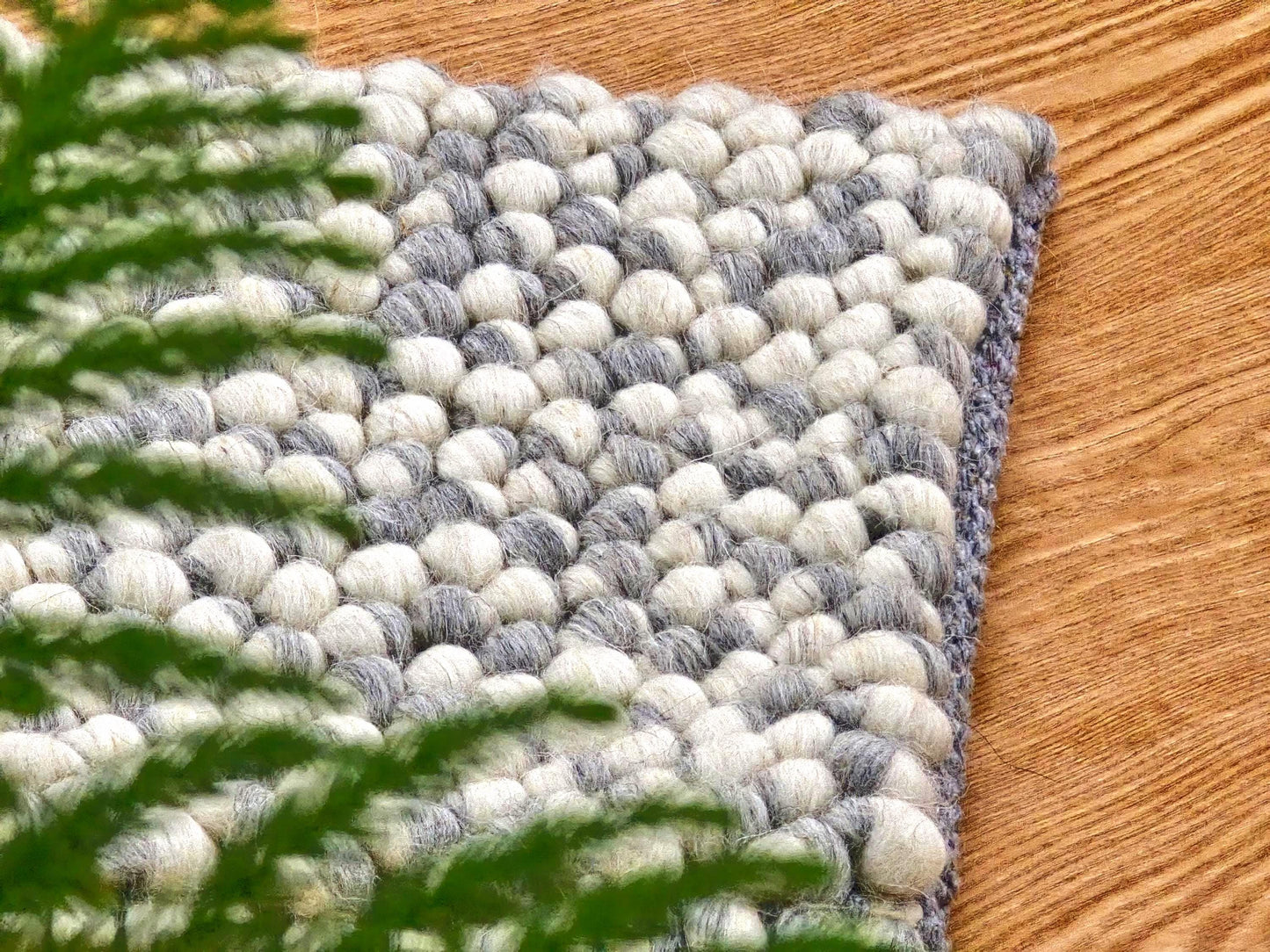 Custom Chunky Wool Gray Rug โ Handwoven Neutral Gray and Off-White Area Rug โ Modern Rustic Rug for Living Room, Bedroom, and Entryway