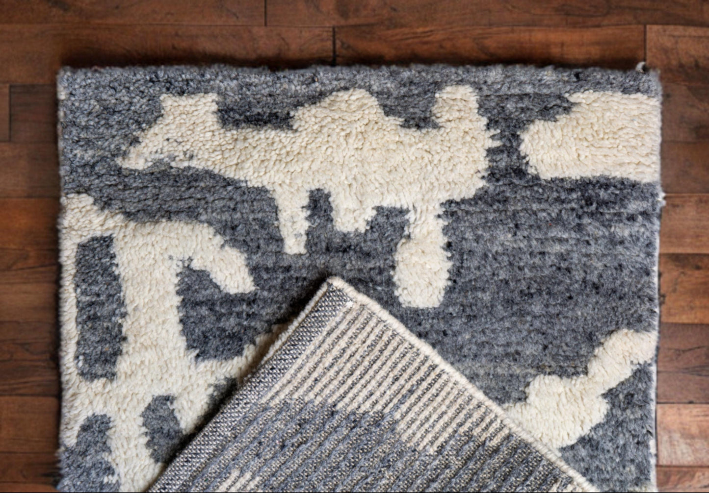 Custom Handmade Wool Rug - Abstract Gray & Cream Area Rug - 5x7 High-Pile Shag.
